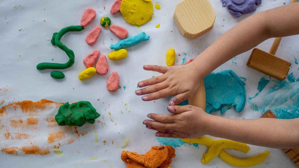 Best Screen Free Activities for Toddlers